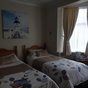 Twin Room Ground Floor